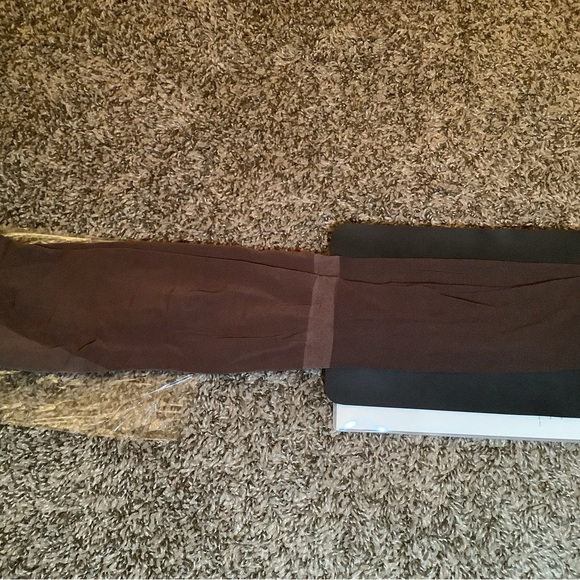 Donna Karan the nudes essential toners pantyhose, color B06, size: M - Picture 10 of 12